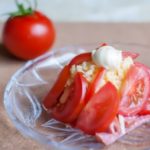 Салат с помидорами и сыром / Простые рецепты